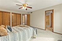 10106 South 13Th Street, Bellevue, NE 68123