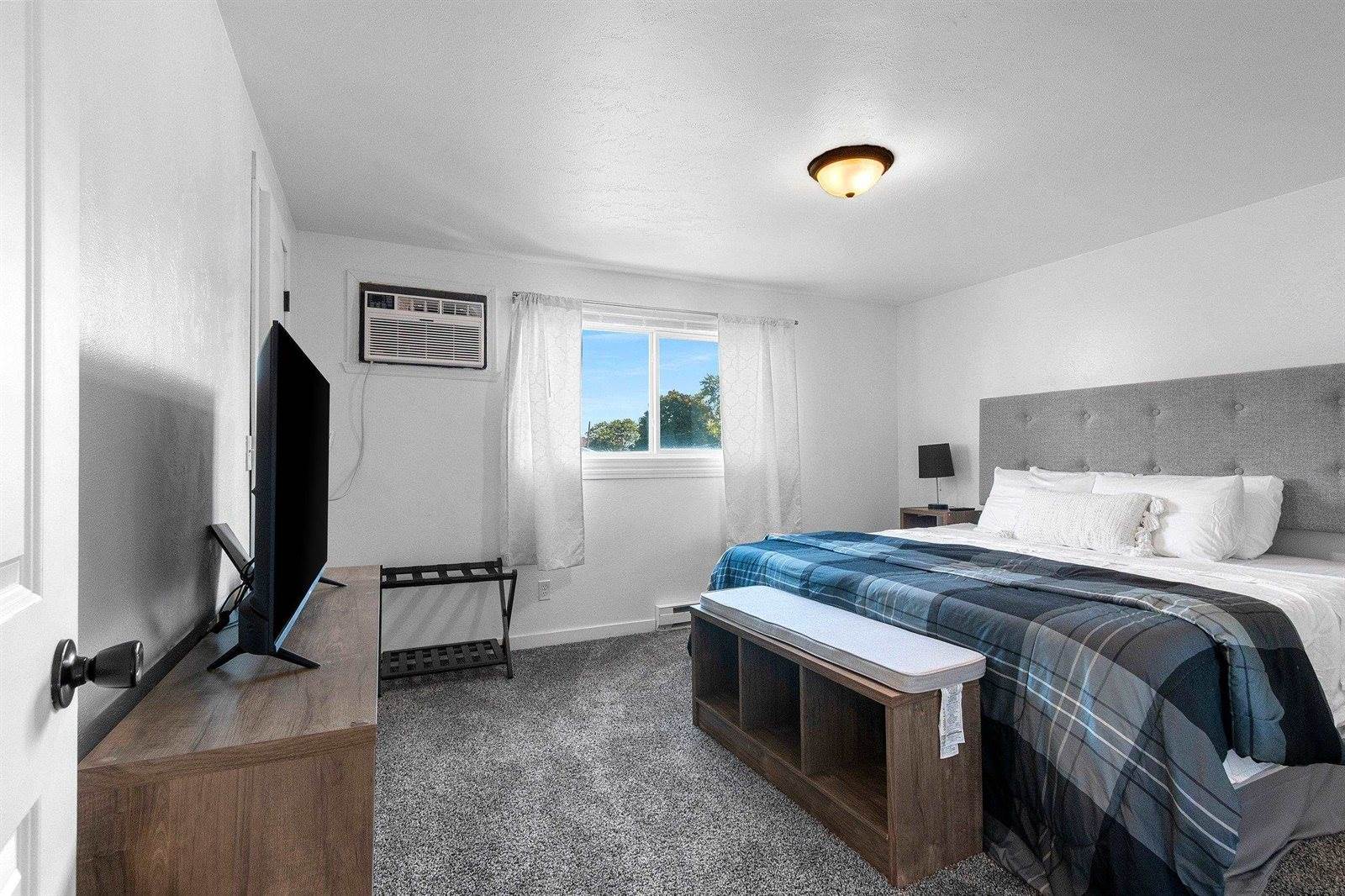 2130 Elmview Drive, Ashwaubenon, WI 54304