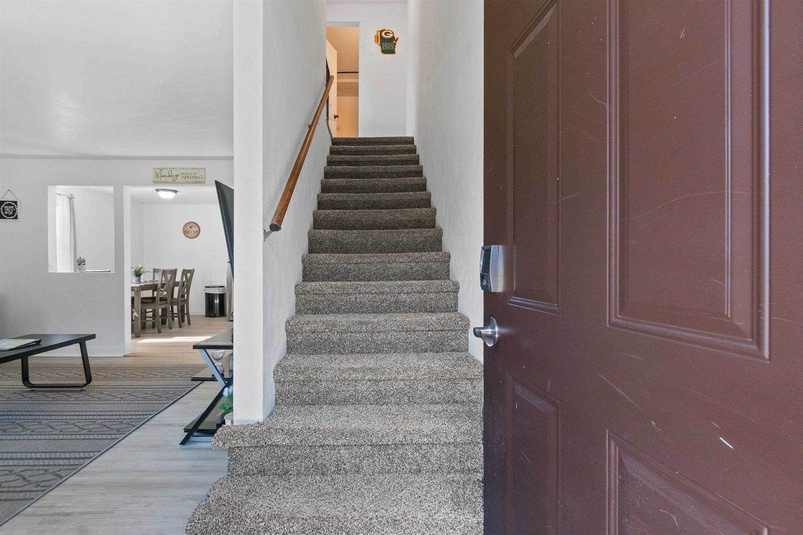 2130 Elmview Drive, Ashwaubenon, WI 54304