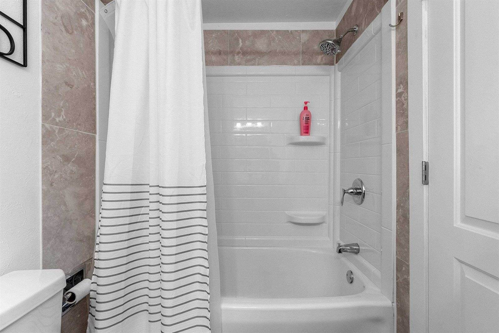 2130 Elmview Drive, Ashwaubenon, WI 54304