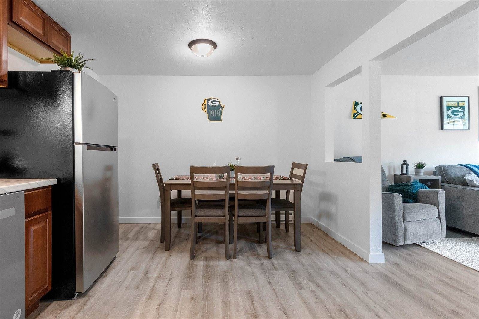 2130 Elmview Drive, Ashwaubenon, WI 54304