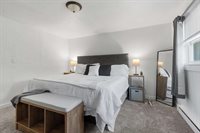 2130 Elmview Drive, Ashwaubenon, WI 54304