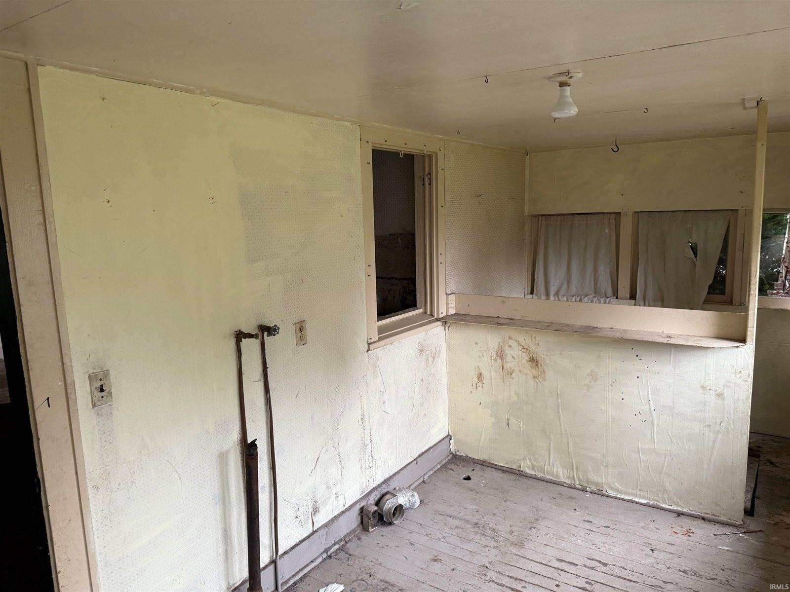 432 N Main Street, Fairmount, IN 46928