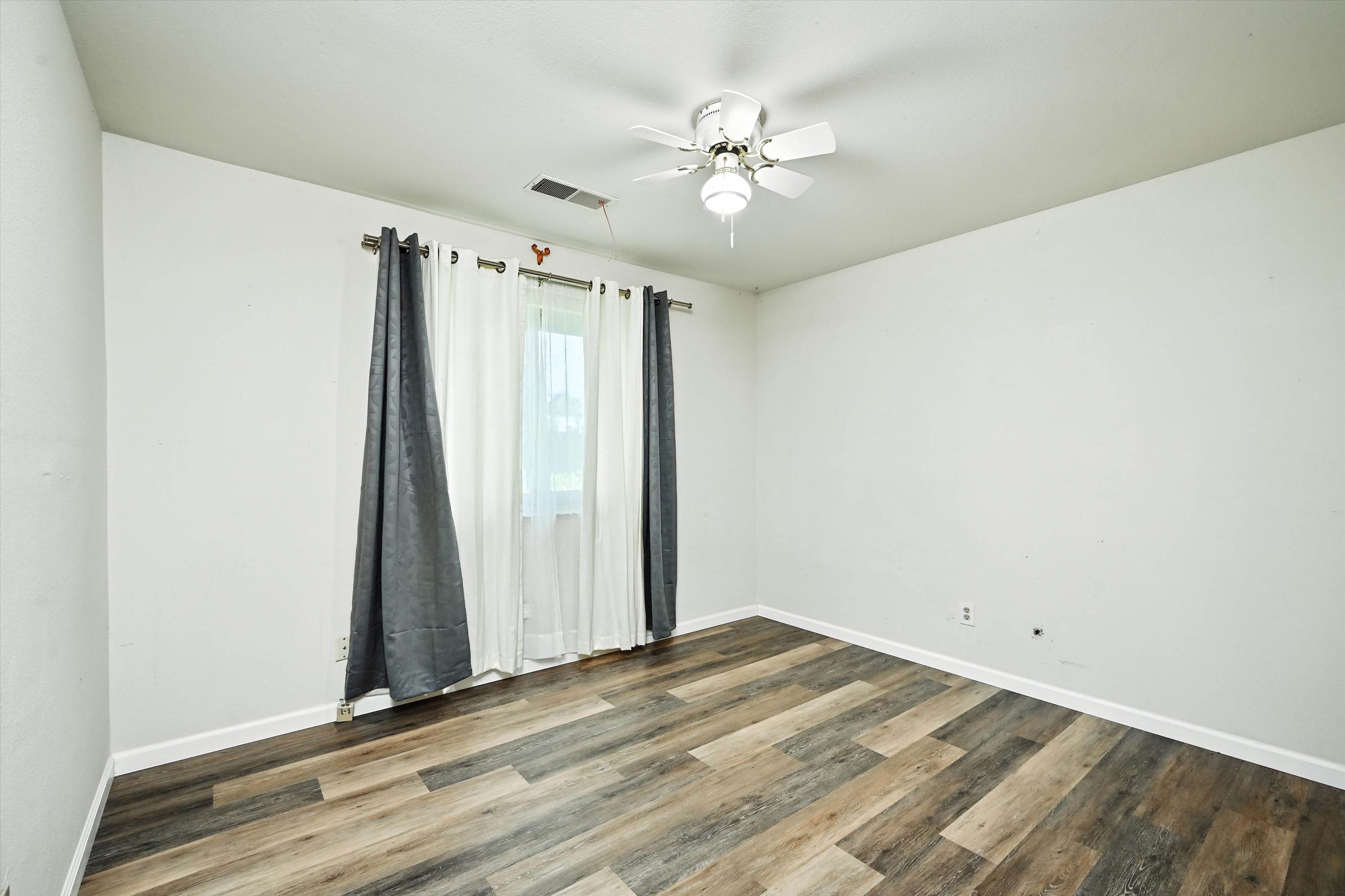 18578 Spyglass Rd, Hidden Valley Lake, CA 95467