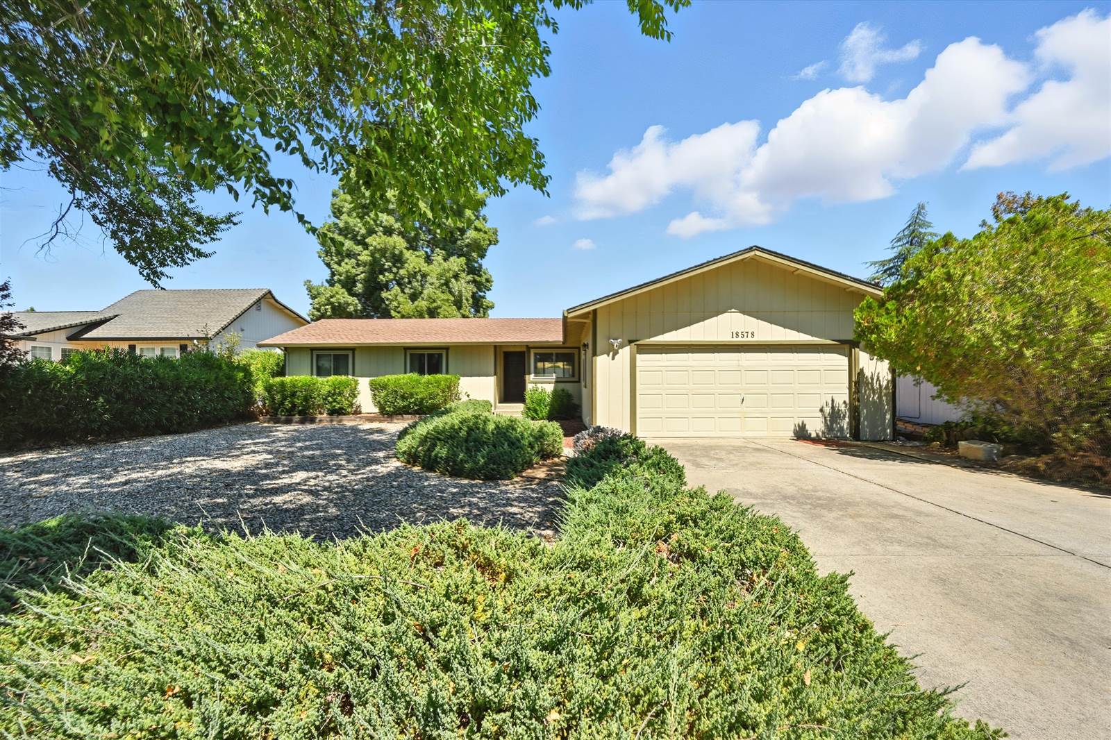 18578 Spyglass Rd, Hidden Valley Lake, CA 95467