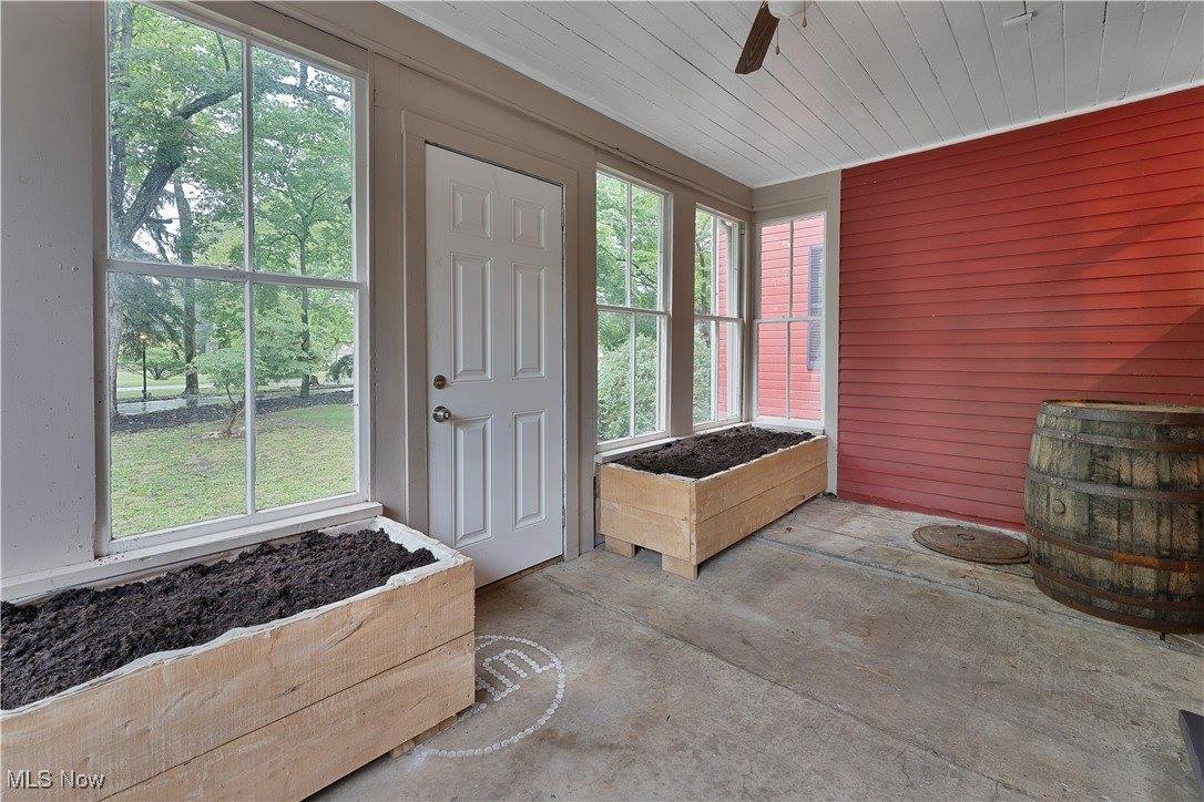 725 North Main Street, Poland, OH 44514