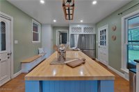 725 North Main Street, Poland, OH 44514