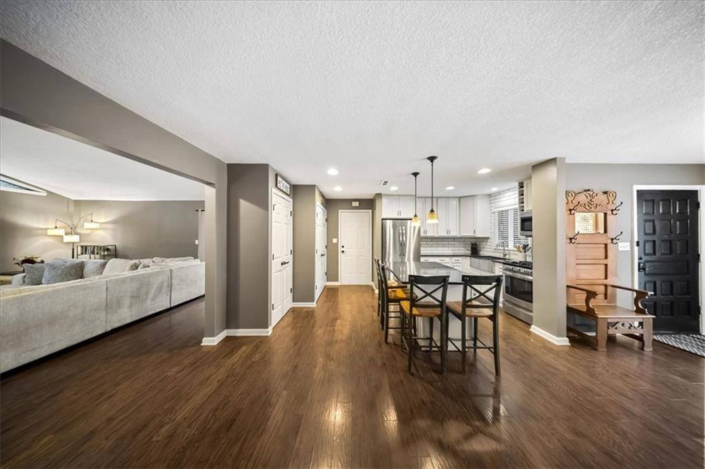 7314 West 75TH Street, Overland Park, KS 66204