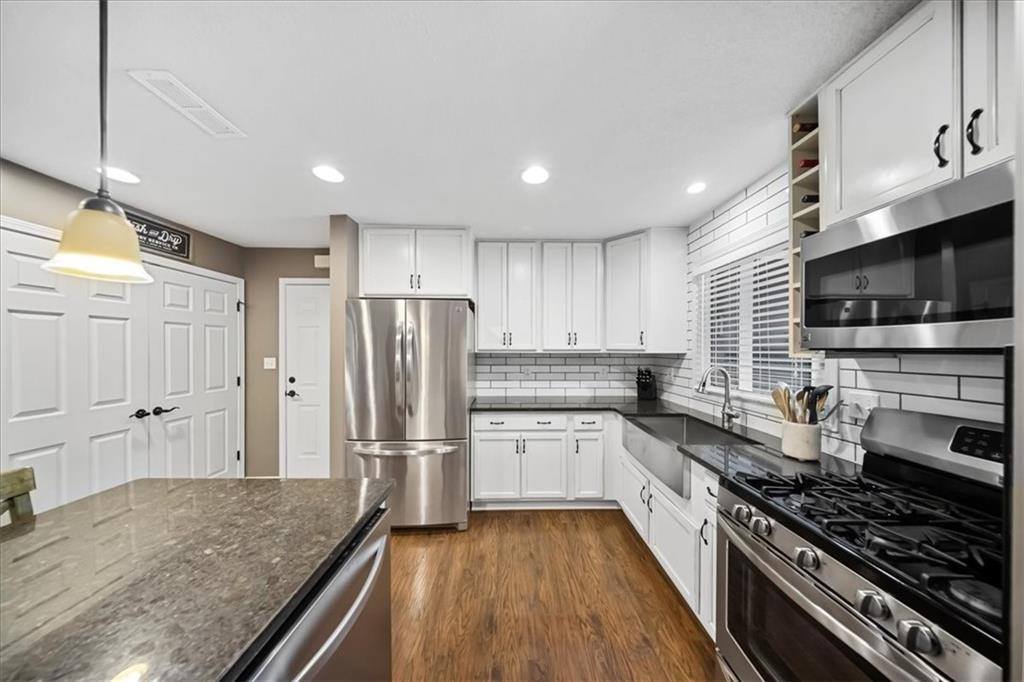 7314 West 75TH Street, Overland Park, KS 66204