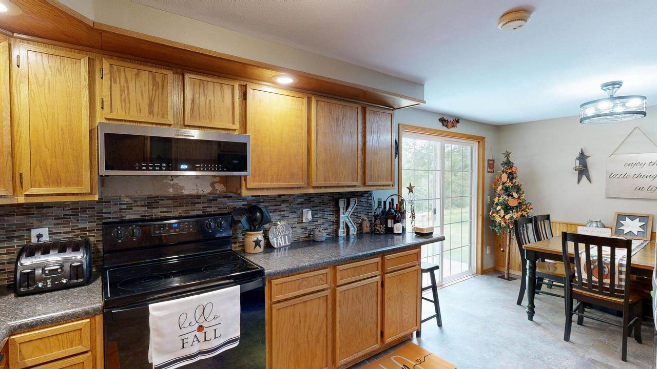 E6924 Nyhus ROAD, Westby, WI 54667