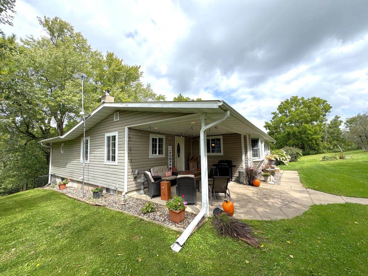 E6924 Nyhus ROAD, Westby, WI 54667