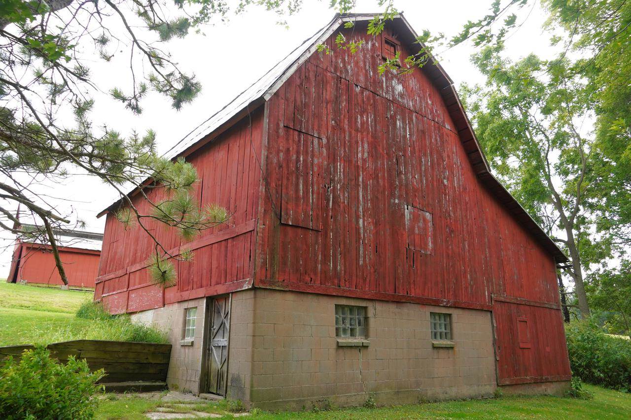 E6924 Nyhus ROAD, Westby, WI 54667