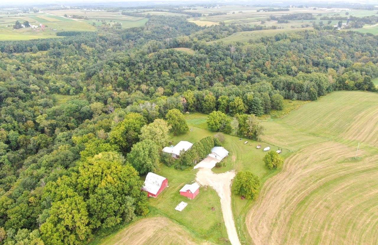 E6924 Nyhus ROAD, Westby, WI 54667