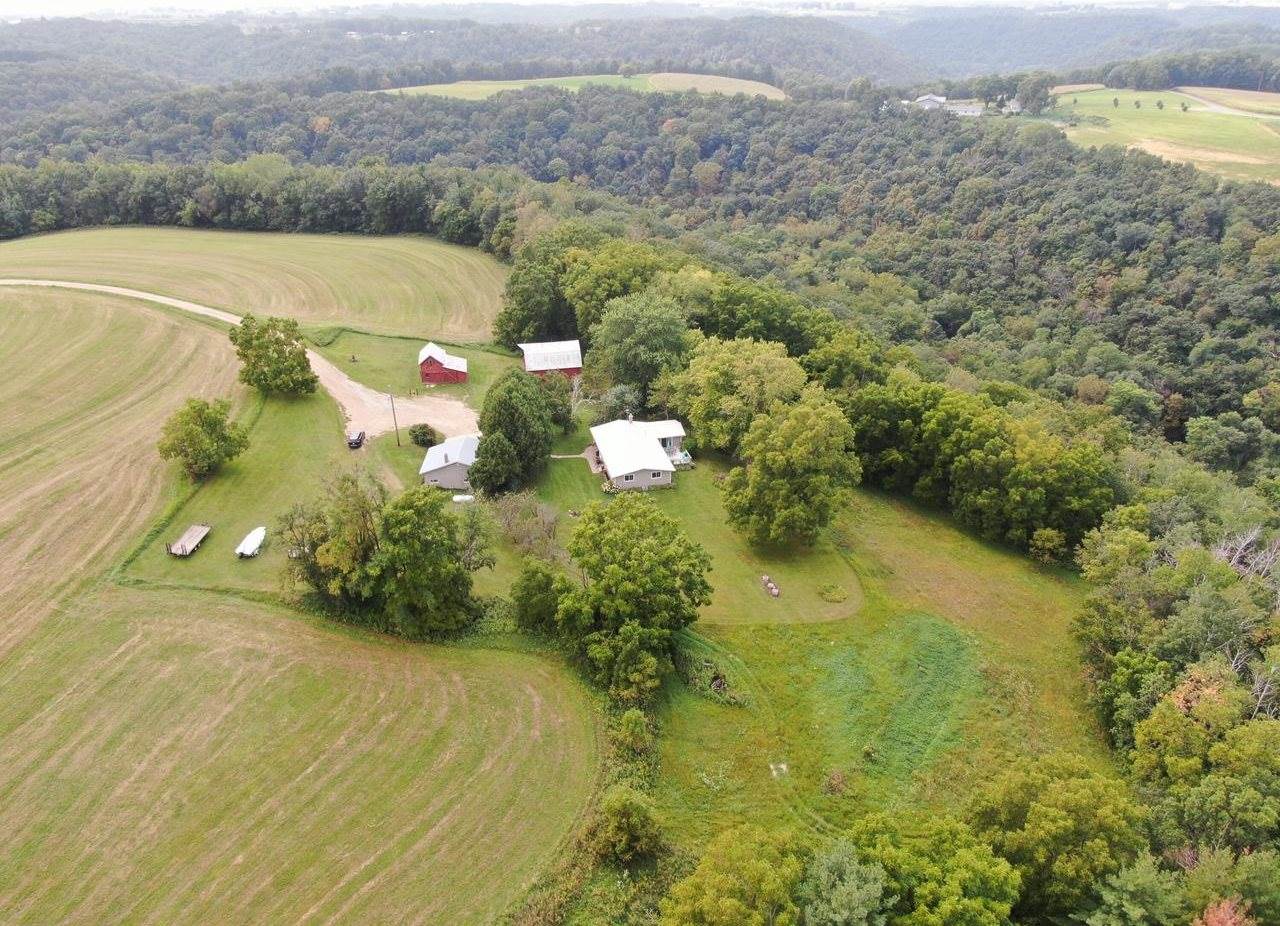 E6924 Nyhus ROAD, Westby, WI 54667