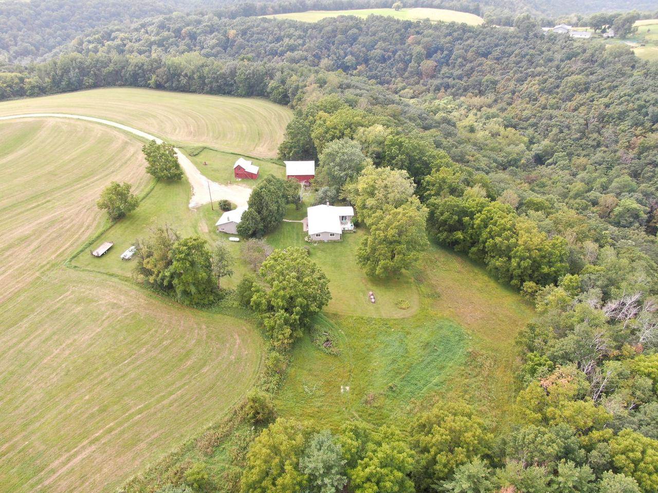 E6924 Nyhus ROAD, Westby, WI 54667