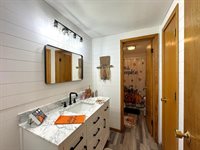 E6924 Nyhus ROAD, Westby, WI 54667