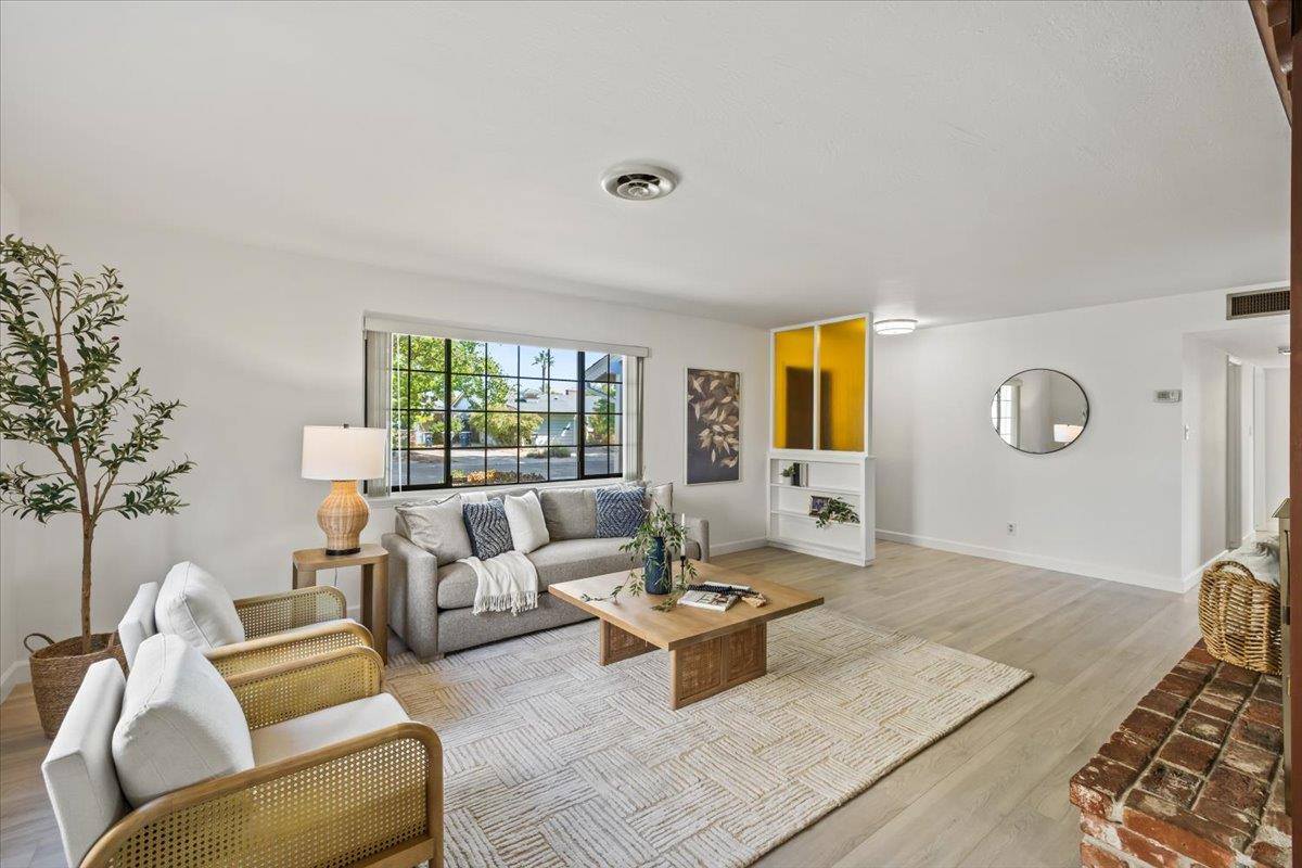 2440 40th Avenue, Sacramento, CA 95822