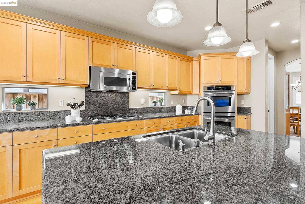 5282 Fern Ridge Cir, Discovery Bay, CA 94505