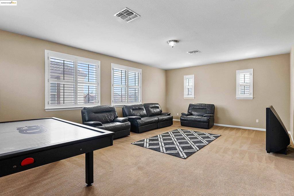 5282 Fern Ridge Cir, Discovery Bay, CA 94505