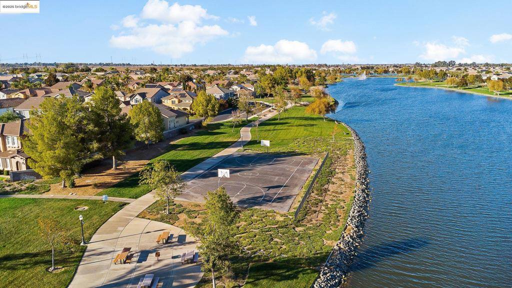 5282 Fern Ridge Cir, Discovery Bay, CA 94505