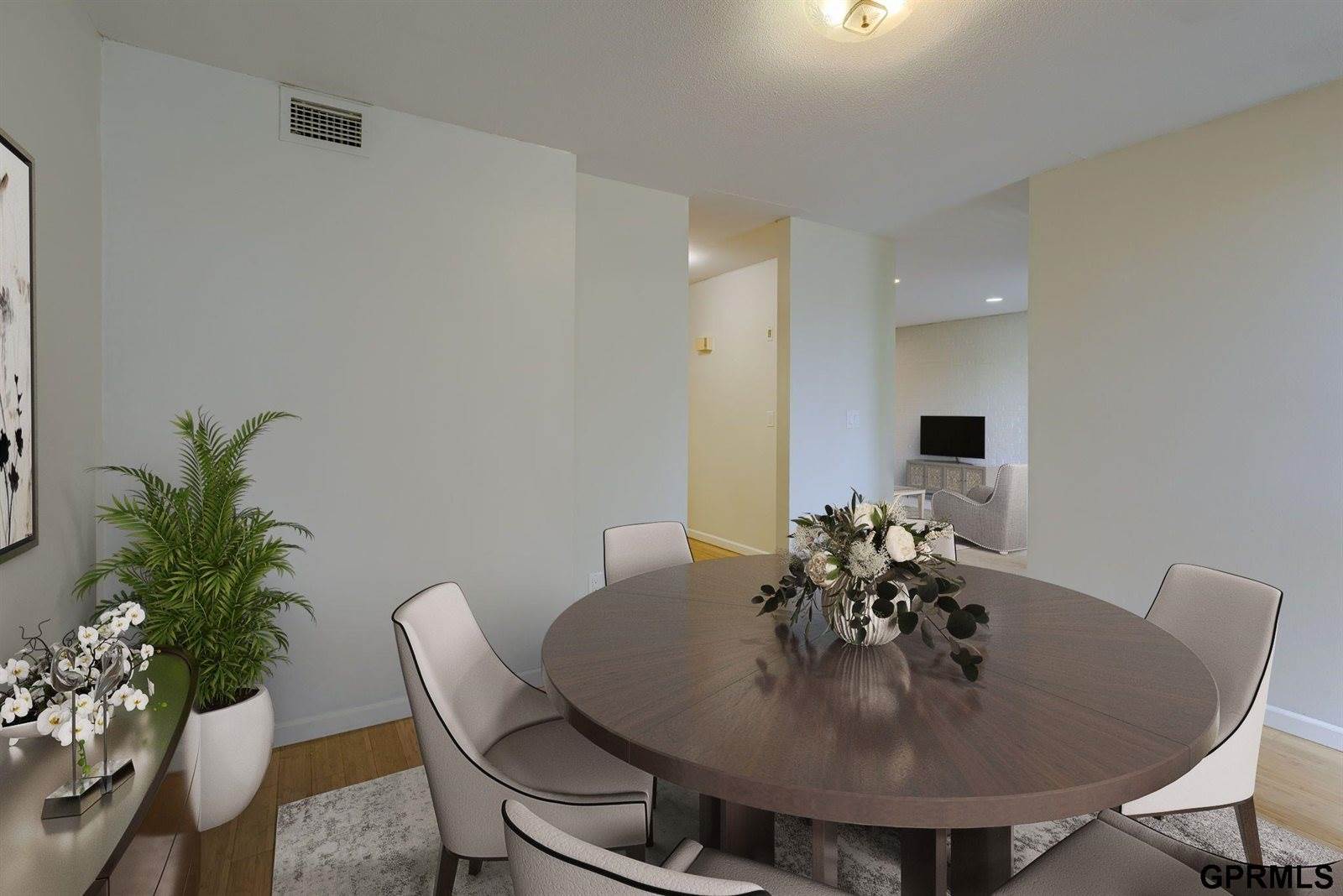 3702 Jackson Street, Omaha, NE 68105