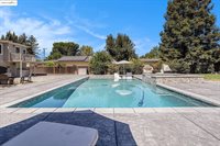 1828 Clayton Way, Concord, CA 94519