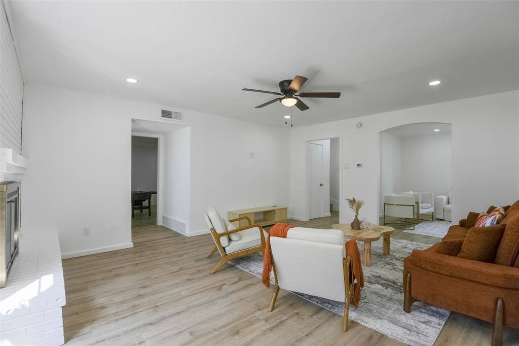 13050 Glenside Drive, Farmers Branch, TX 75234