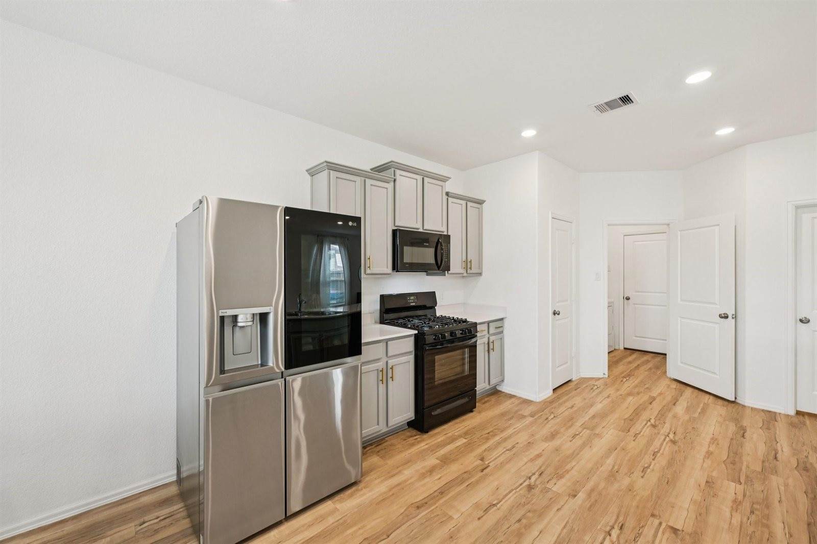 18479 Running Shadow Court, Hockley, TX 77447