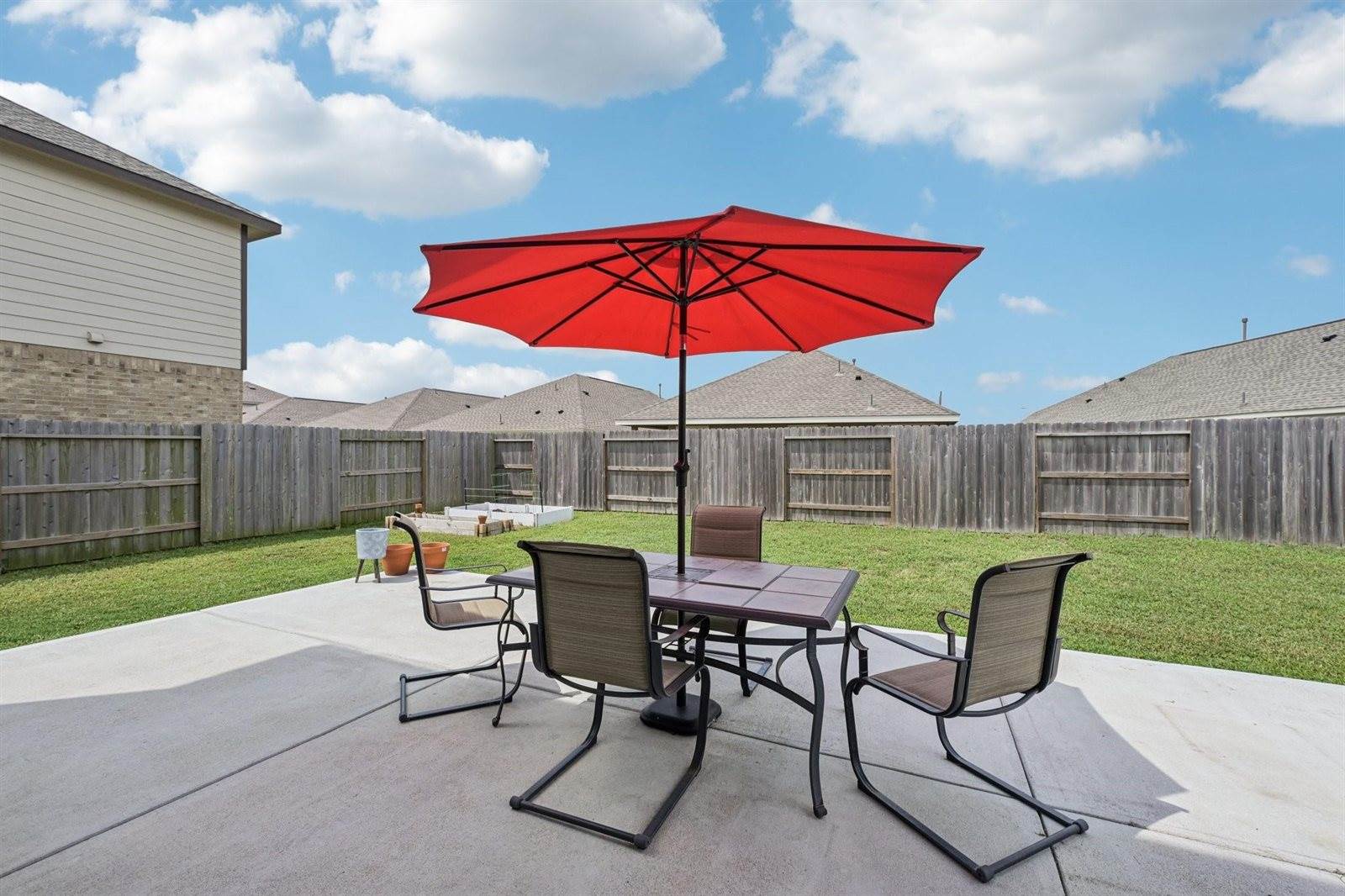 18479 Running Shadow Court, Hockley, TX 77447