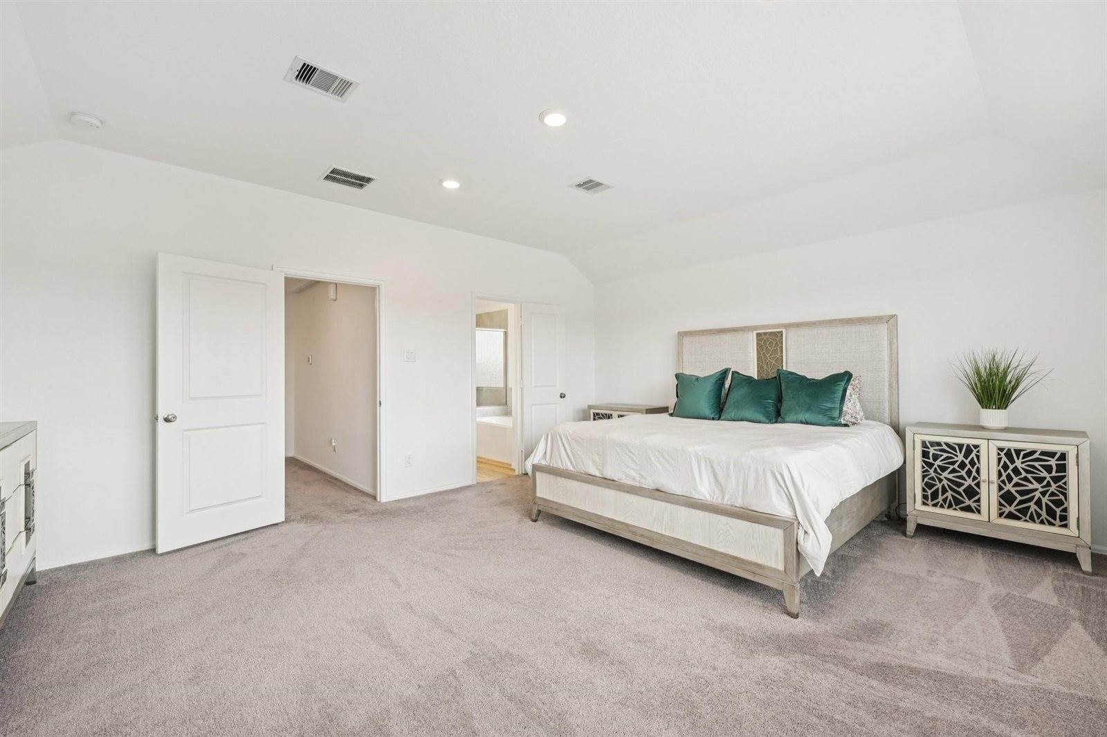 18479 Running Shadow Court, Hockley, TX 77447