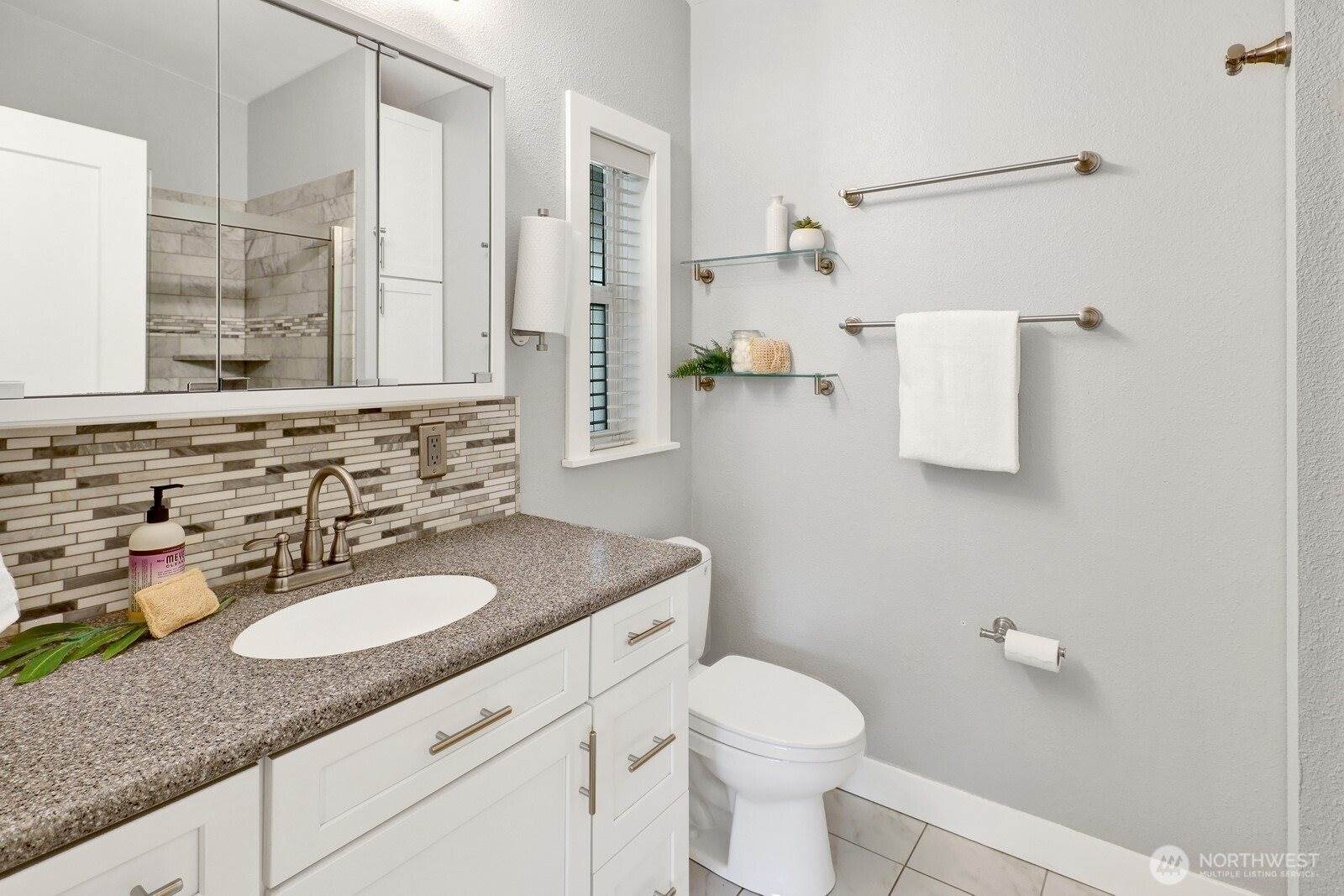 3240 Douglas Road, Ferndale, WA 98248