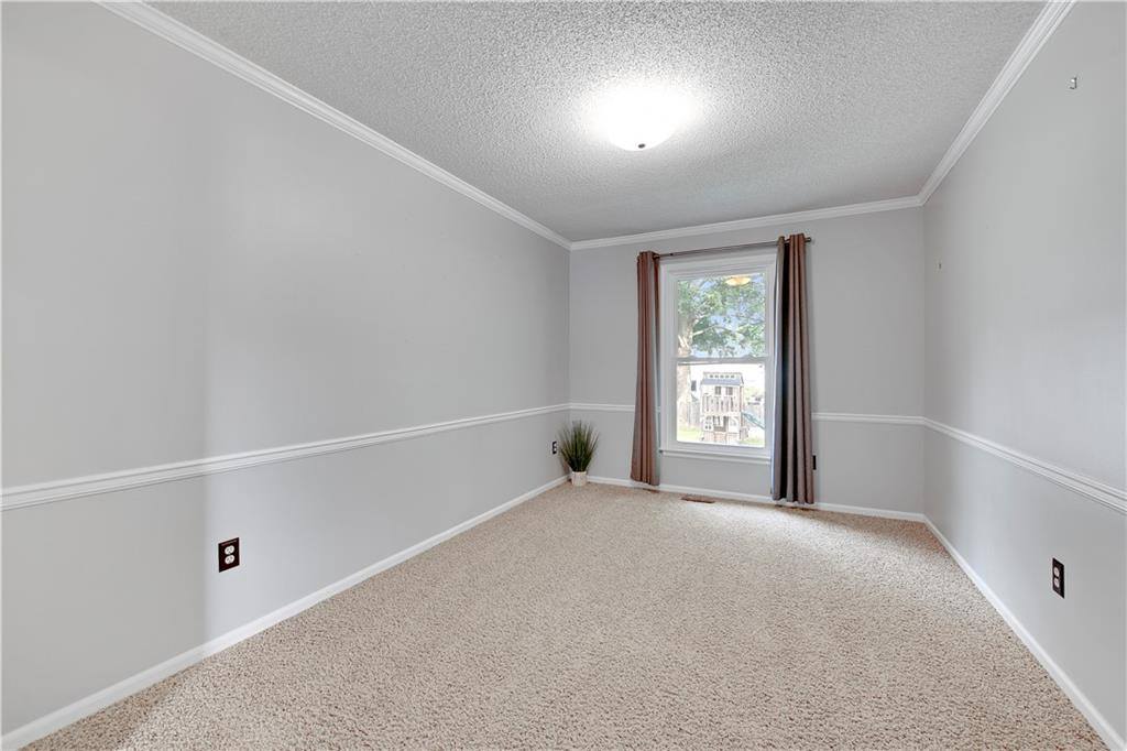 14424 West 84th Terrace, Lenexa, KS 66215