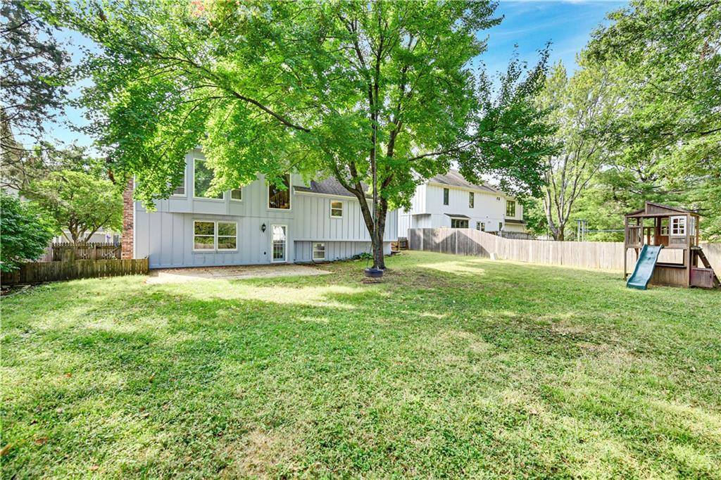 14424 West 84th Terrace, Lenexa, KS 66215