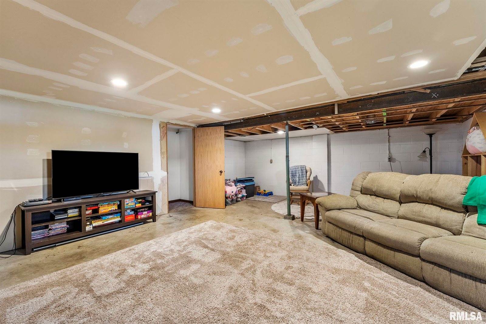 8450 Star Road, Erie, IL 61250