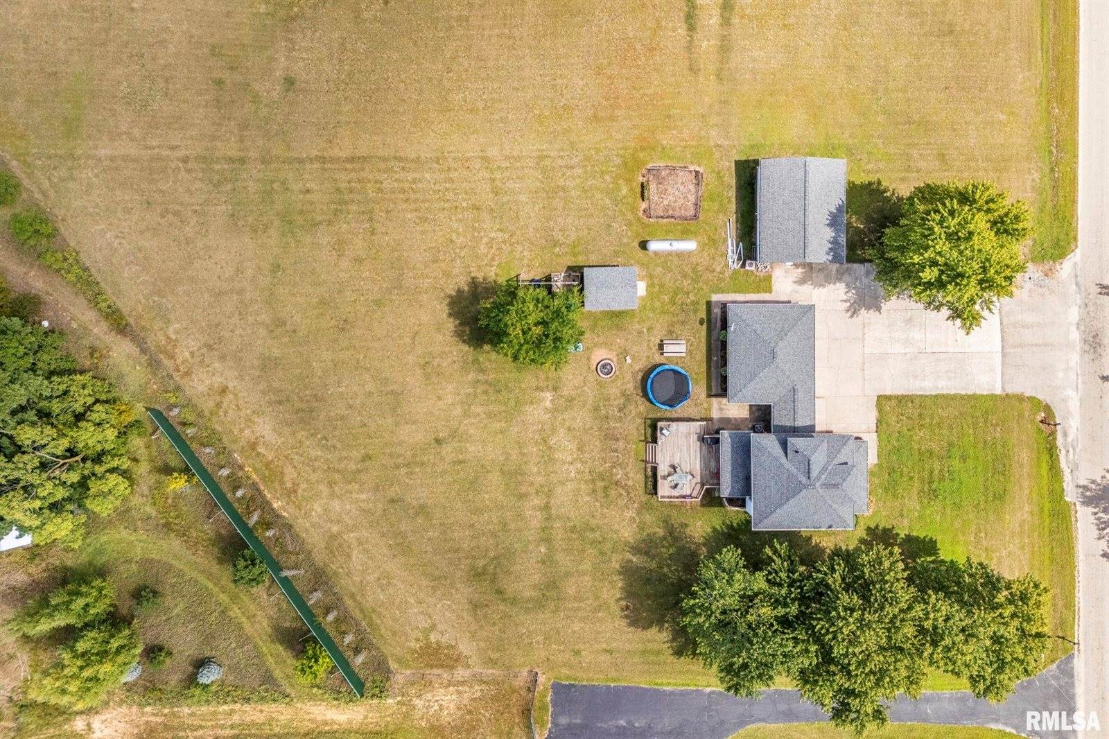 8450 Star Road, Erie, IL 61250