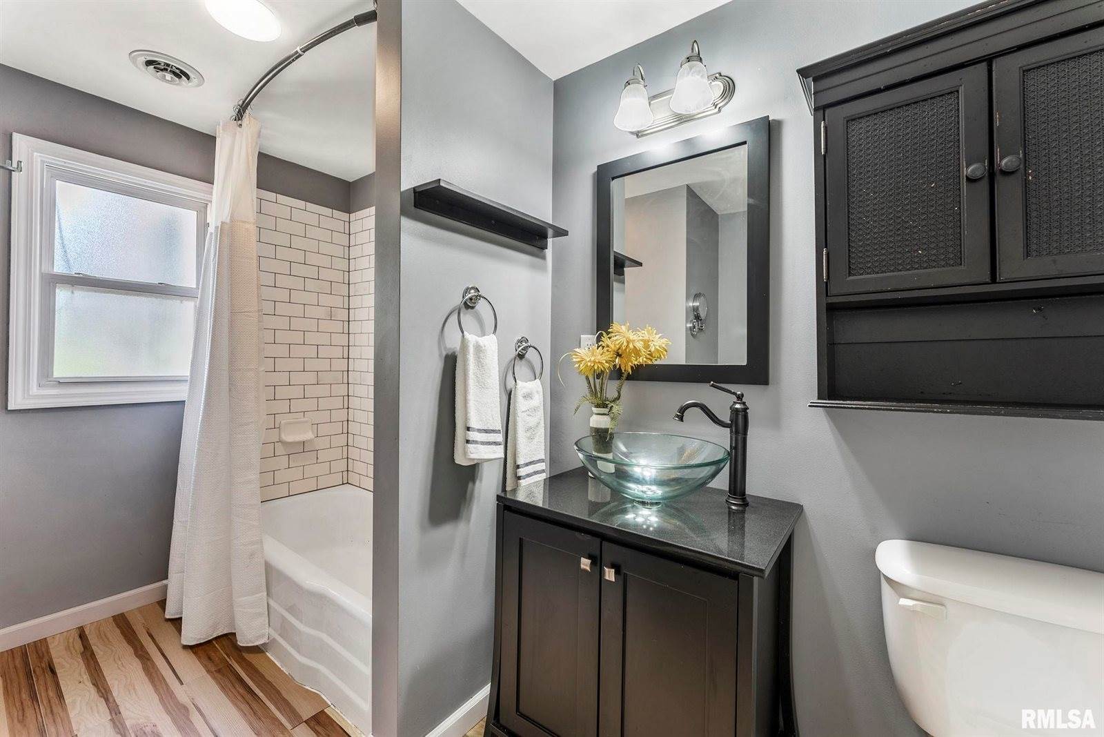 4223 18TH Avenue, Moline, IL 61265