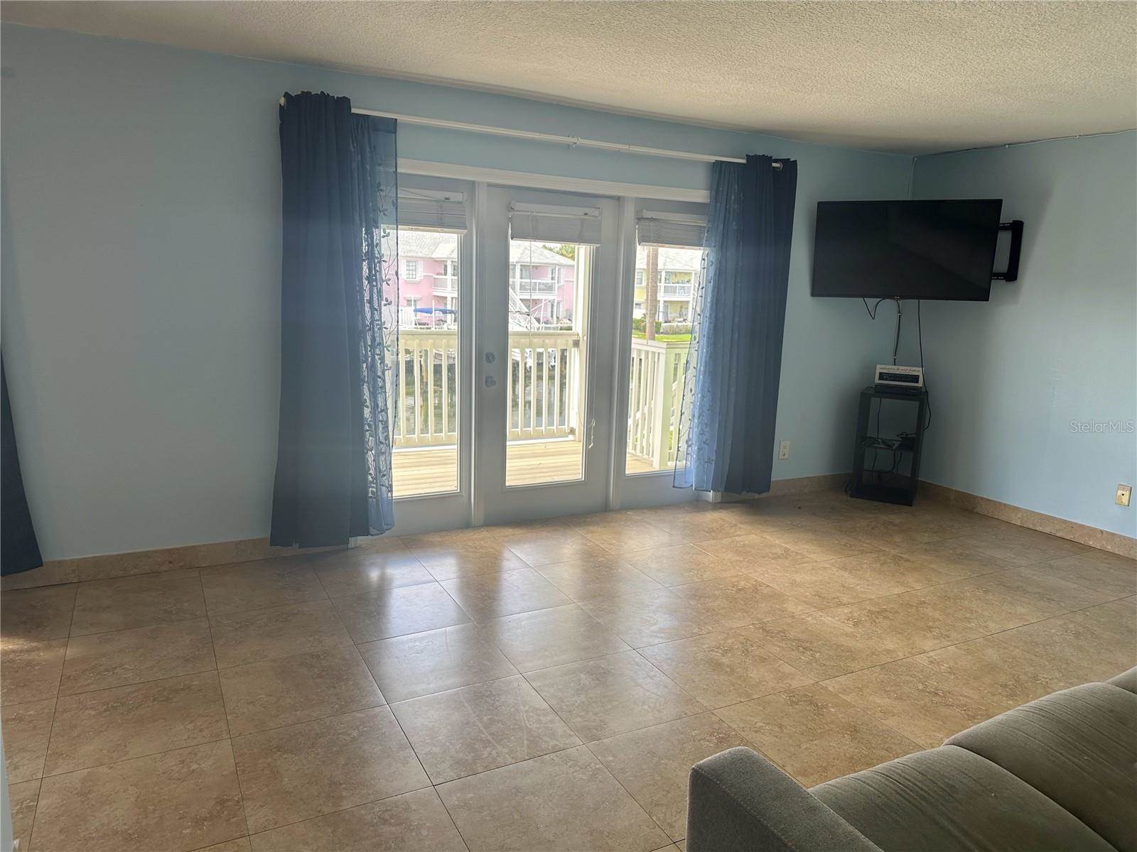 4859 Coquina Key Drive SE, #C, Saint Petersburg, FL 33705