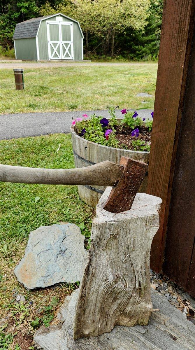 303 Lower Dedham Road, Holden, ME 04429