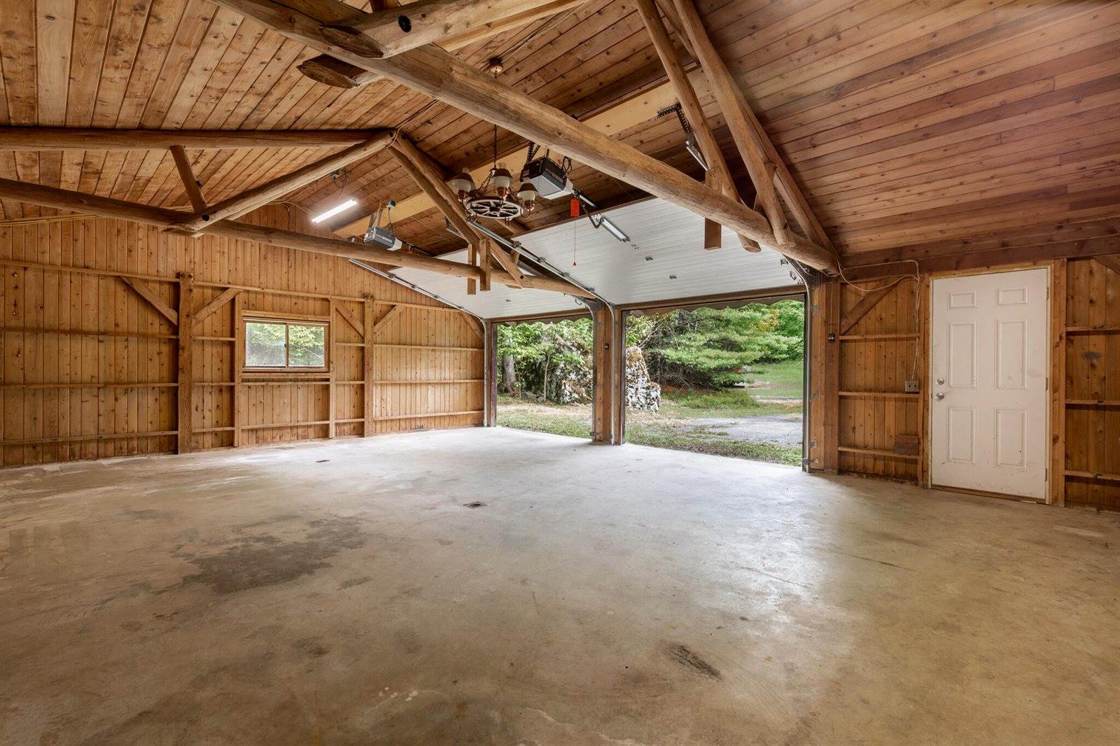 303 Lower Dedham Road, Holden, ME 04429