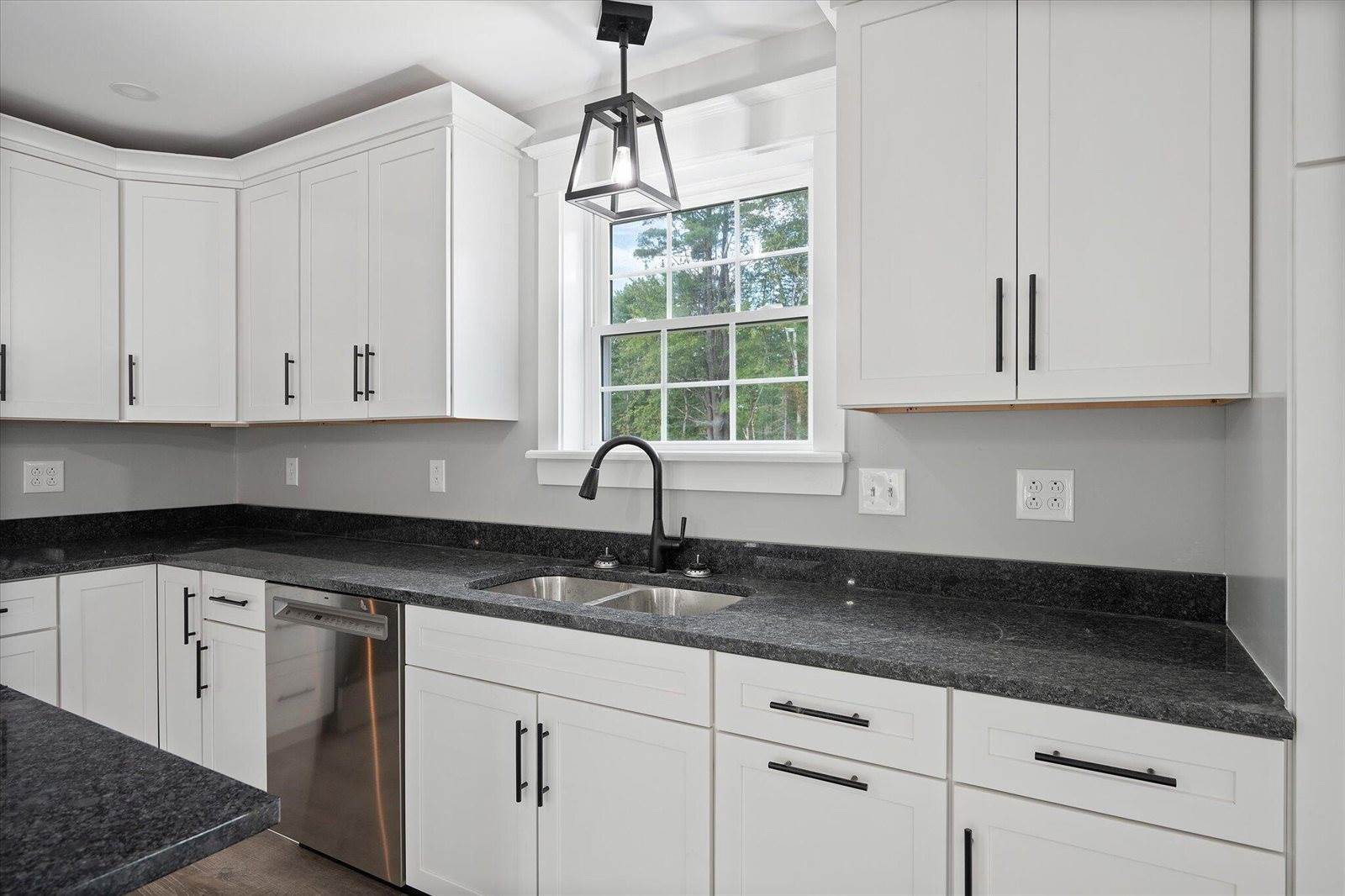 649 Streamside Avenue, Hermon, ME 04401