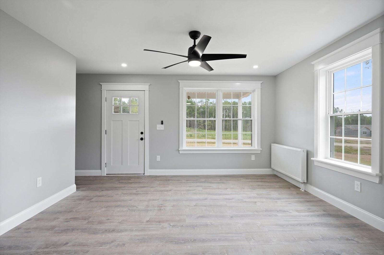 649 Streamside Avenue, Hermon, ME 04401