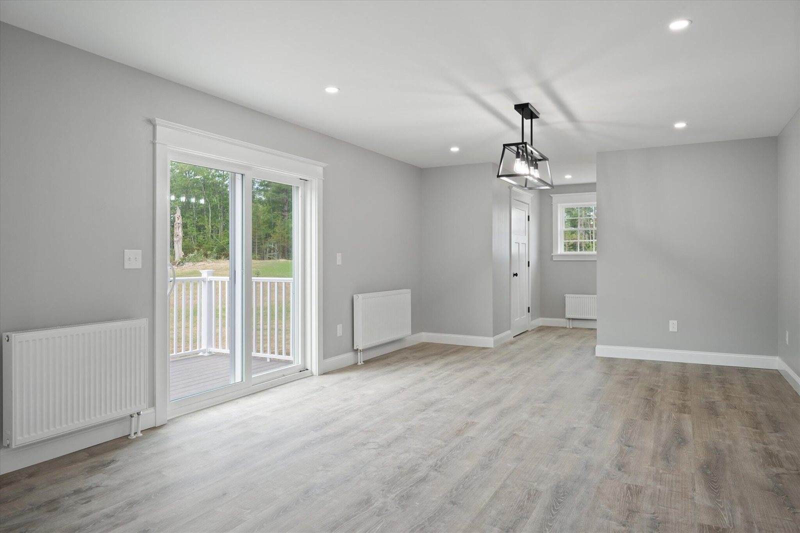 649 Streamside Avenue, Hermon, ME 04401