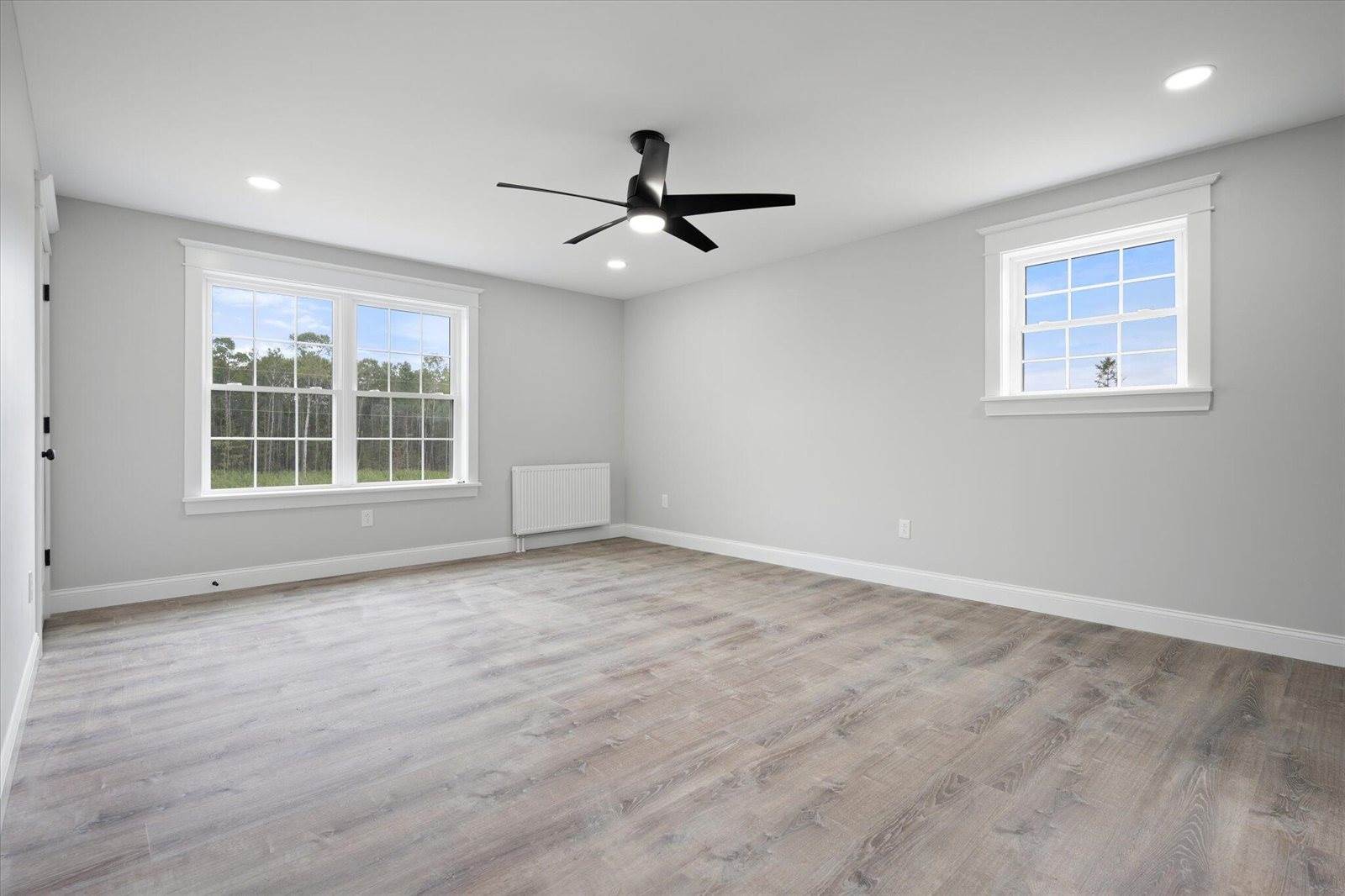 649 Streamside Avenue, Hermon, ME 04401