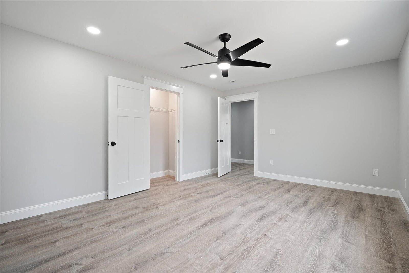 649 Streamside Avenue, Hermon, ME 04401