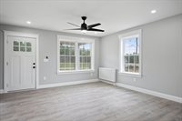 649 Streamside Avenue, Hermon, ME 04401