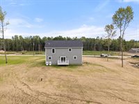 649 Streamside Avenue, Hermon, ME 04401
