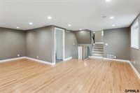 9334 Spring Street, Omaha, NE 68124