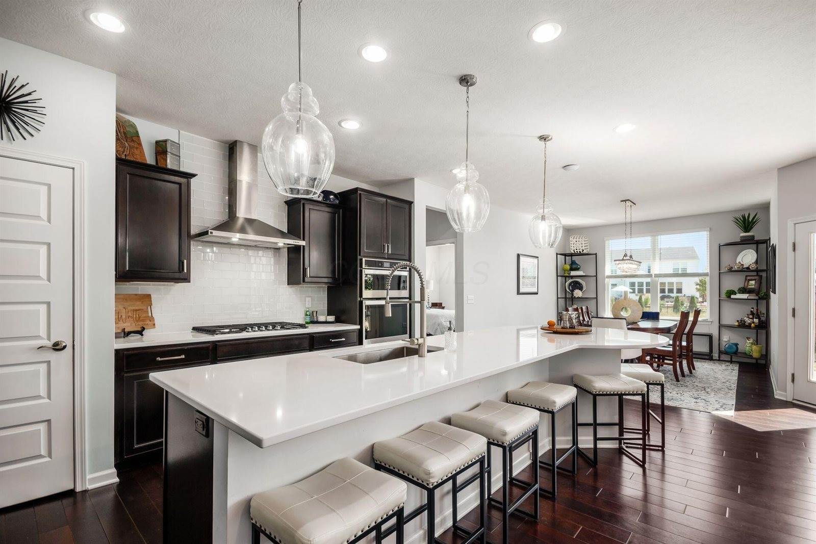 6727 Cat Singer Circle South, Hilliard, OH 43026