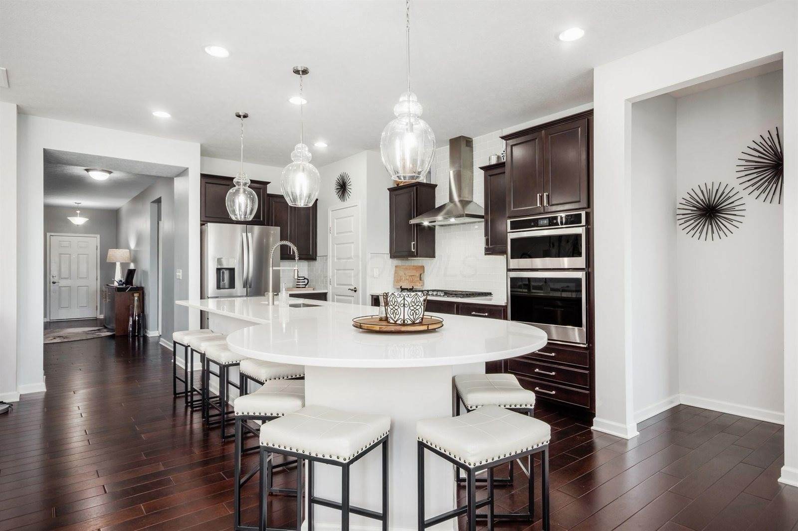 6727 Cat Singer Circle South, Hilliard, OH 43026