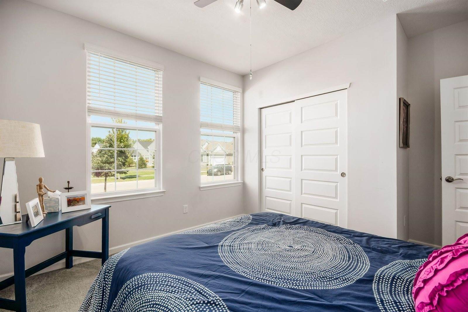 6727 Cat Singer Circle South, Hilliard, OH 43026